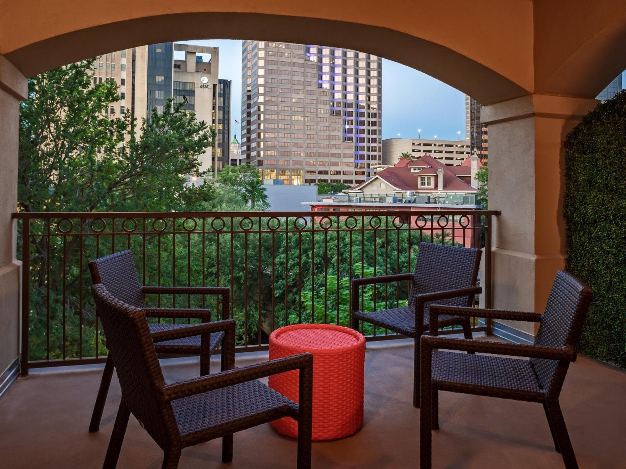 Hotel Indigo San Antonio Riverwalk By Ihg Exterior foto